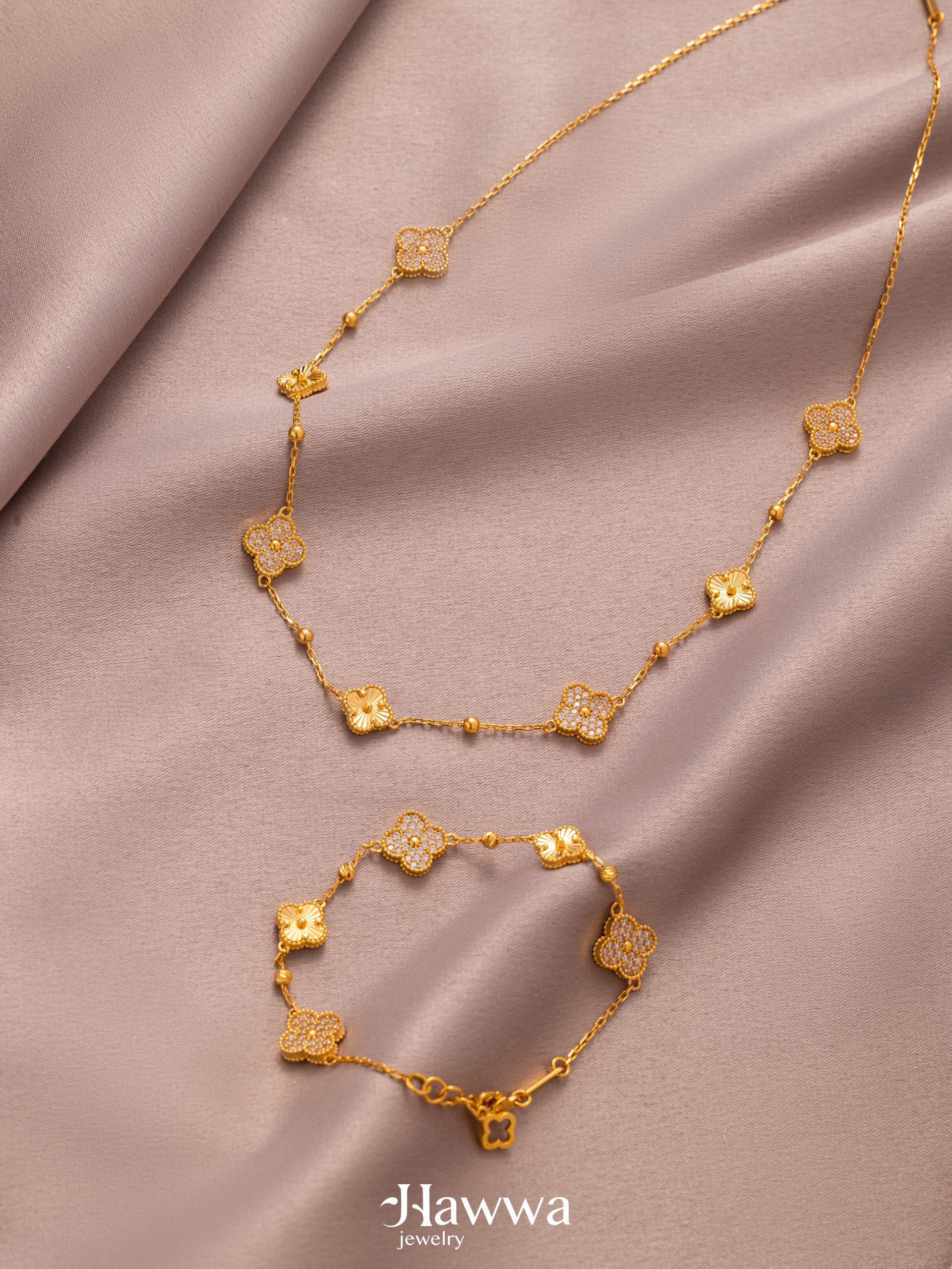 Van Cleef–style set