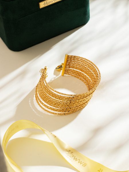 beautiful gold bracelet