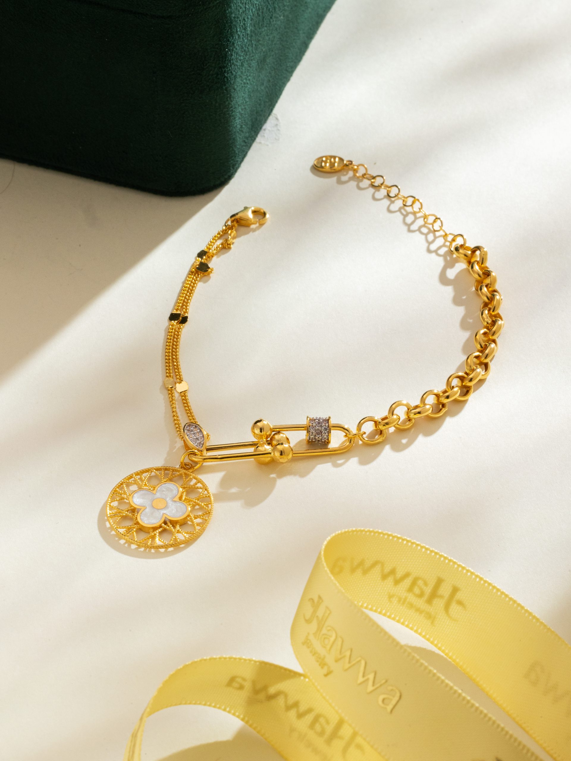 The Elegant & Minimal Bracelet Collection - Image 9
